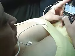Nữ sinh khiêu phim h ...