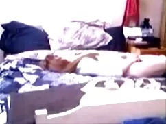 Cô gái nóng trên chi ...