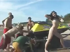 Gắn phim sex về điện ...