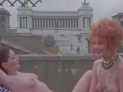 Jamie Brooks và down ...