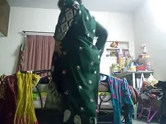 làm tình với vú tai  ...